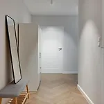 Lejlighed Bank Polski Center With Parking By Lion