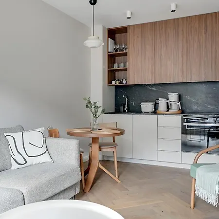 Bank Polski Center With Parking By Lion アパート グディニャ