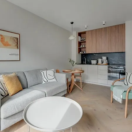 Bank Polski Center With Parking By Lion グディニャ