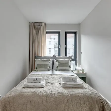 Bank Polski Center With Parking By Lion アパート