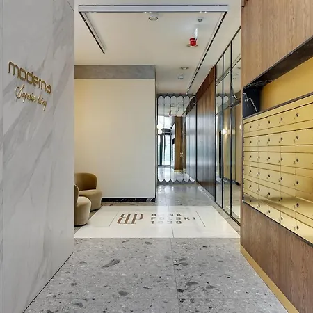 アパート Bank Polski Center With Parking By Lion グディニャ