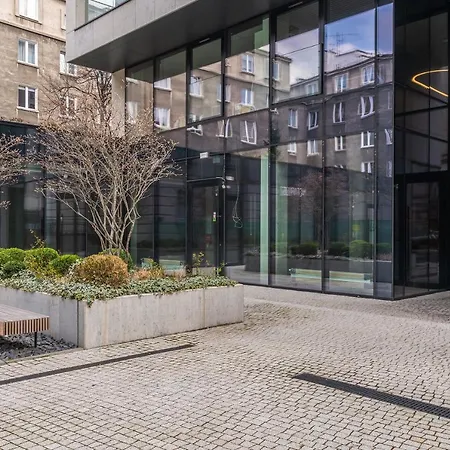 Bank Polski Center With Parking By Lion グディニャ