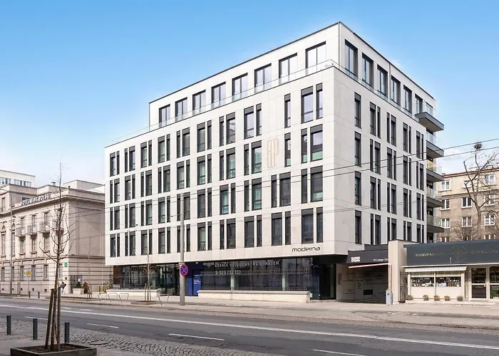 Bank Polski Center With Parking By Lion Apartament